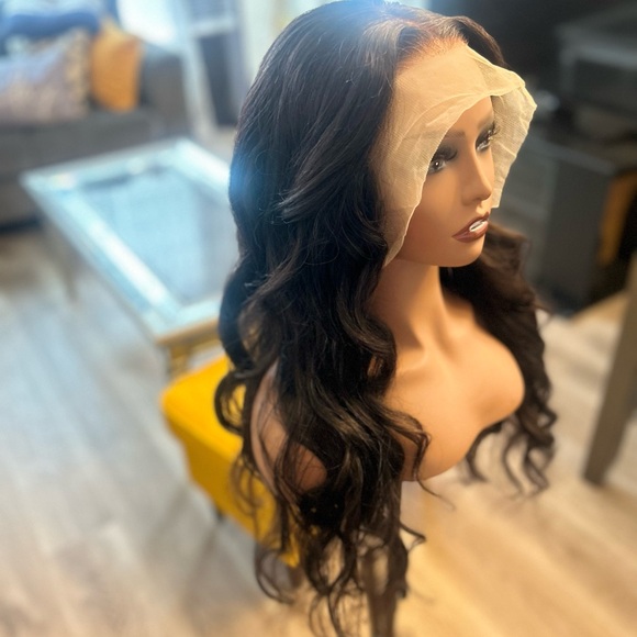 SOLD‼️‼️28in lace front wig - Picture 3 of 6